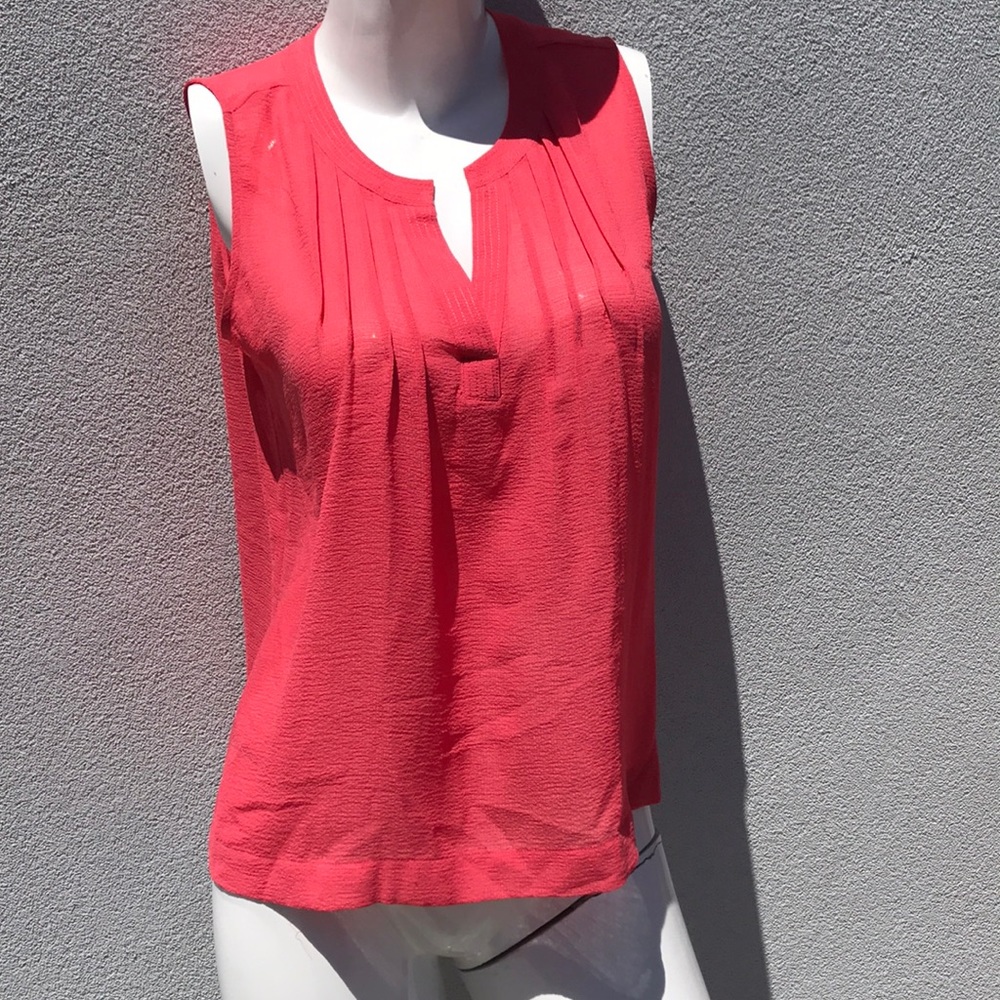 VINCE CAMUTO Sleeveless Blouse
